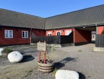 "Lutz" - 6km from the sea