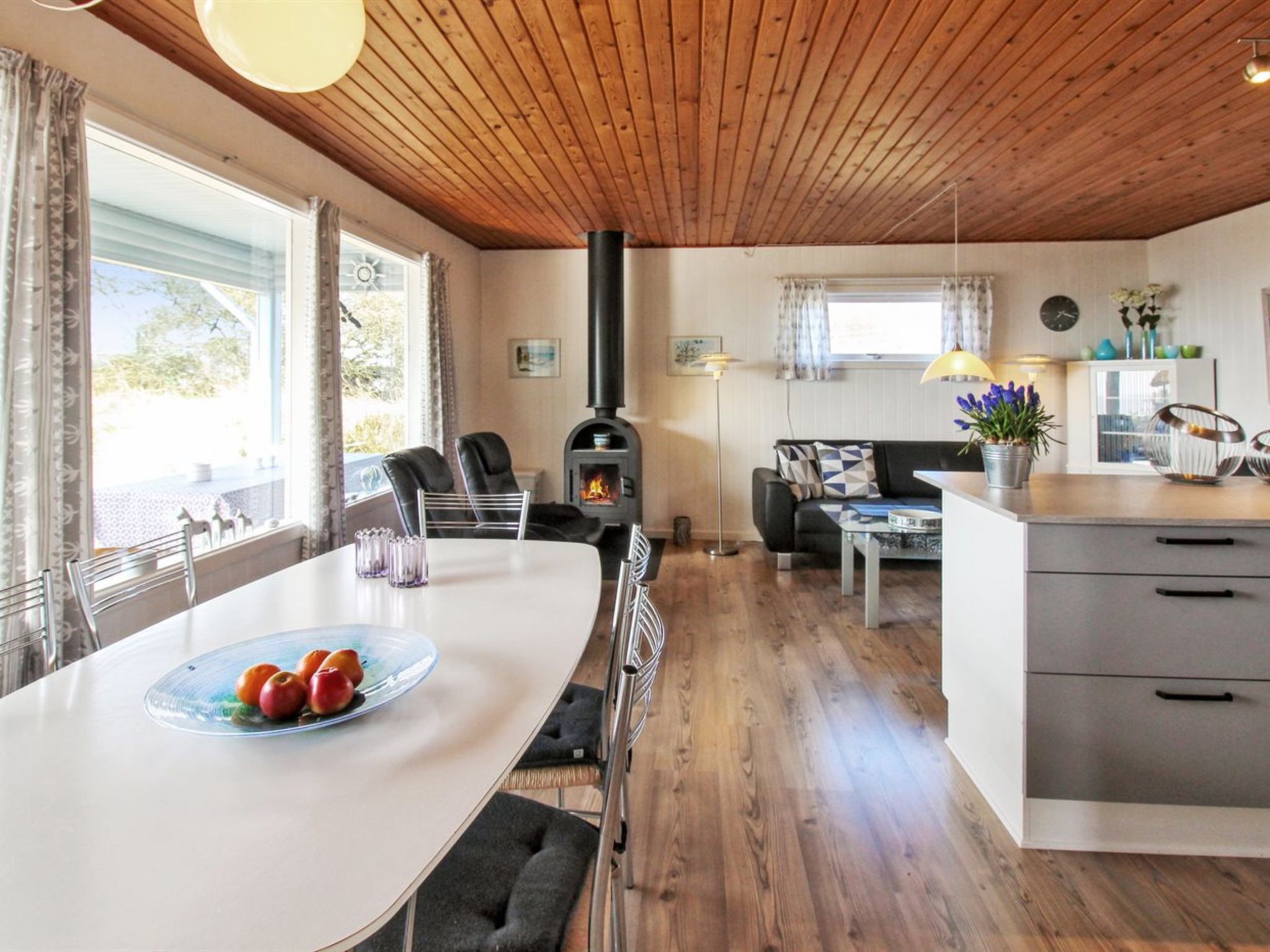 "Bondi" - 150m from the sea - Binnen