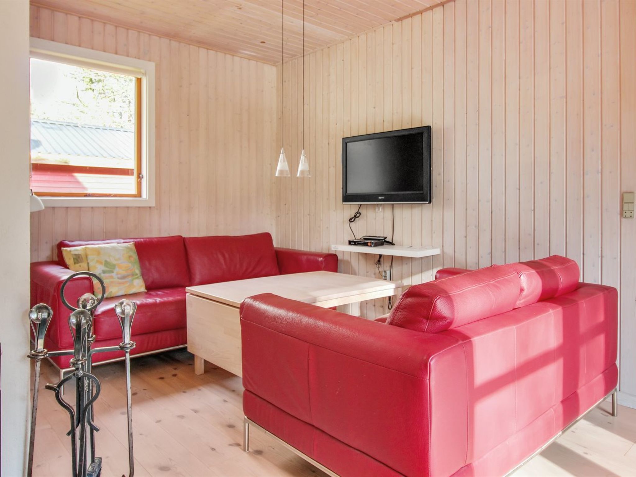 "Majken" - 300m from the sea - Binnen