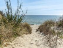 "Heikki" - 700m from the sea