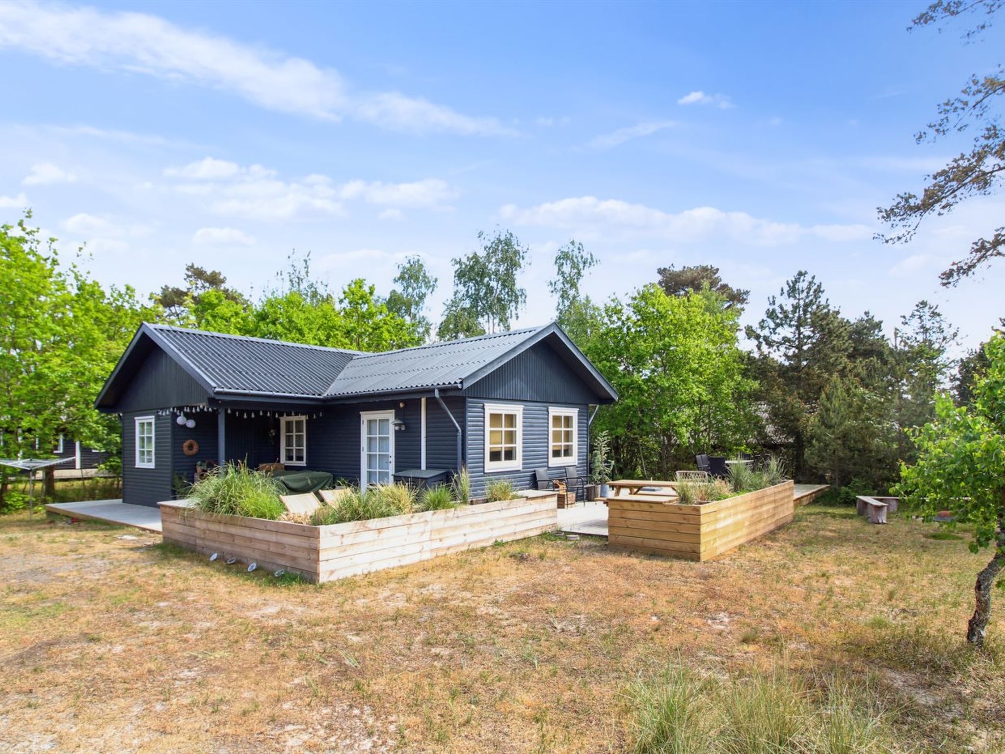 "Gunwald" - 300m from the sea