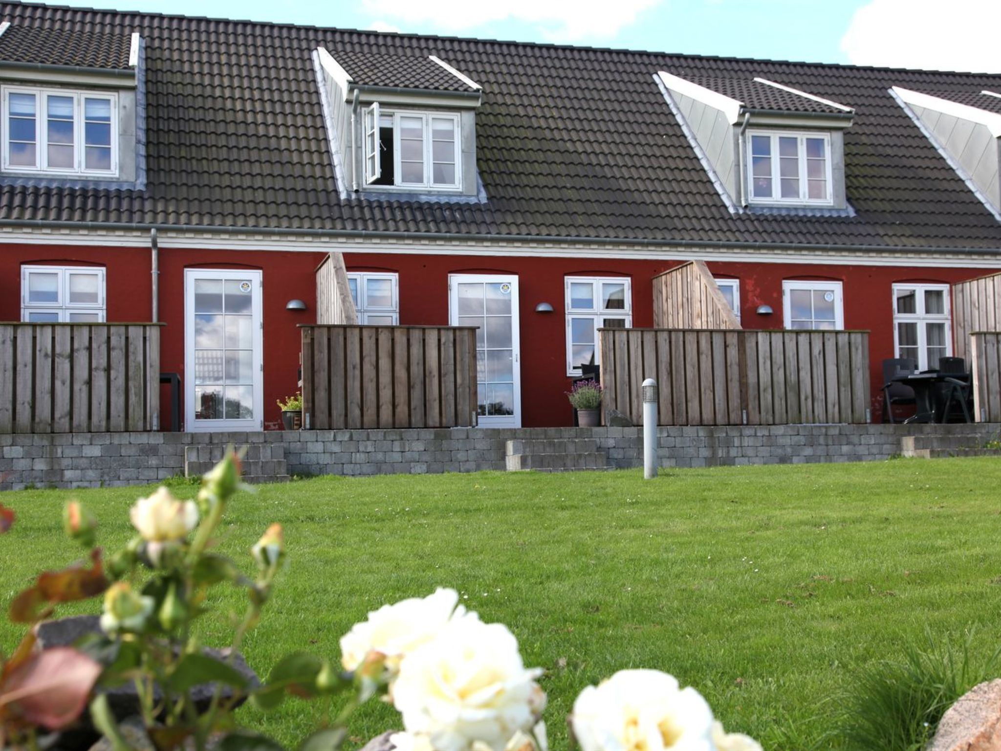 "Karoline" - 6km from the sea - Buiten