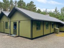 6-persoons vakantiehuis met sauna in Aakirkeby, vlakbij de zee - thumbnail 1