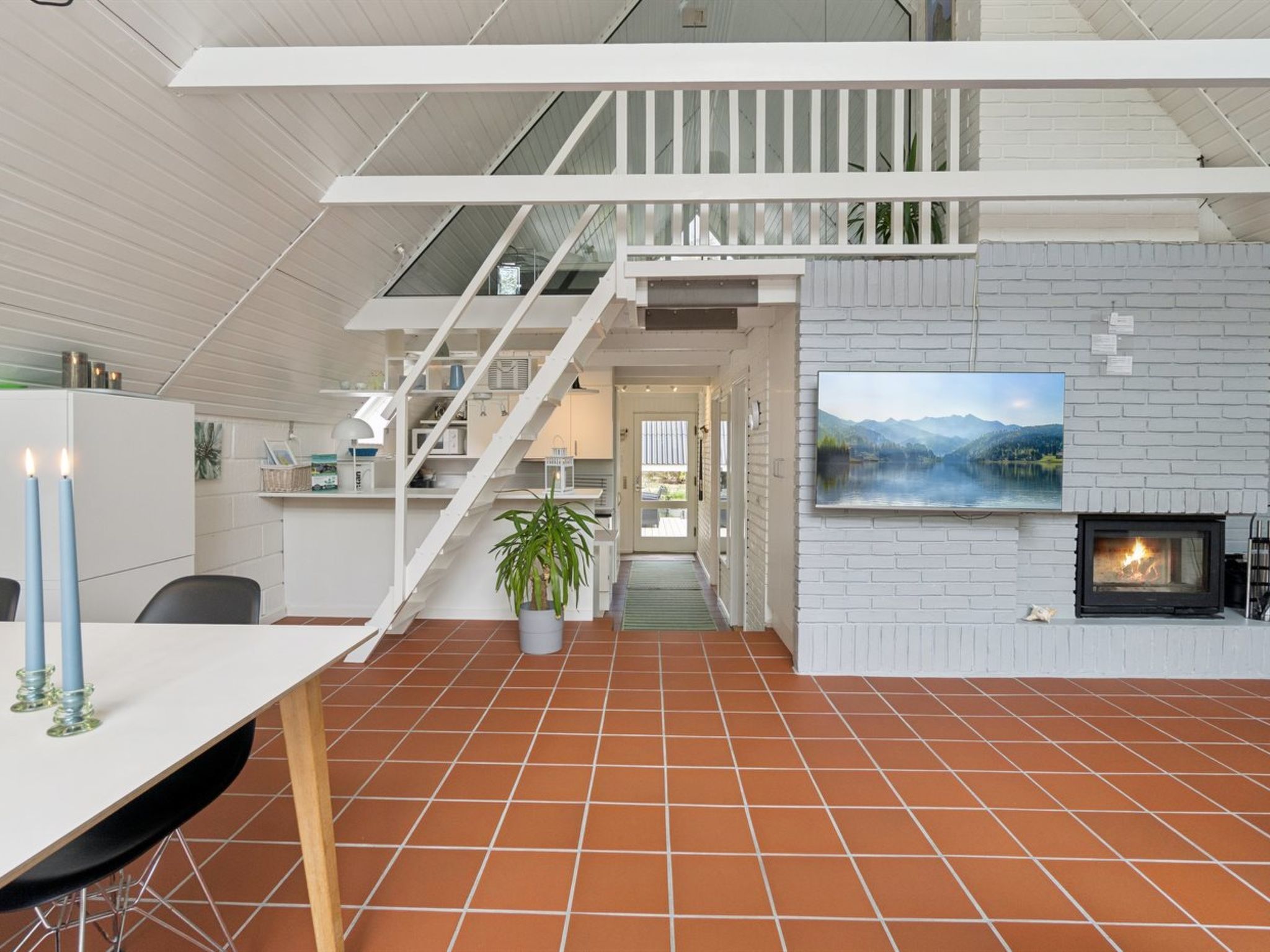 "Lillesol" - 400m from the sea - Inside