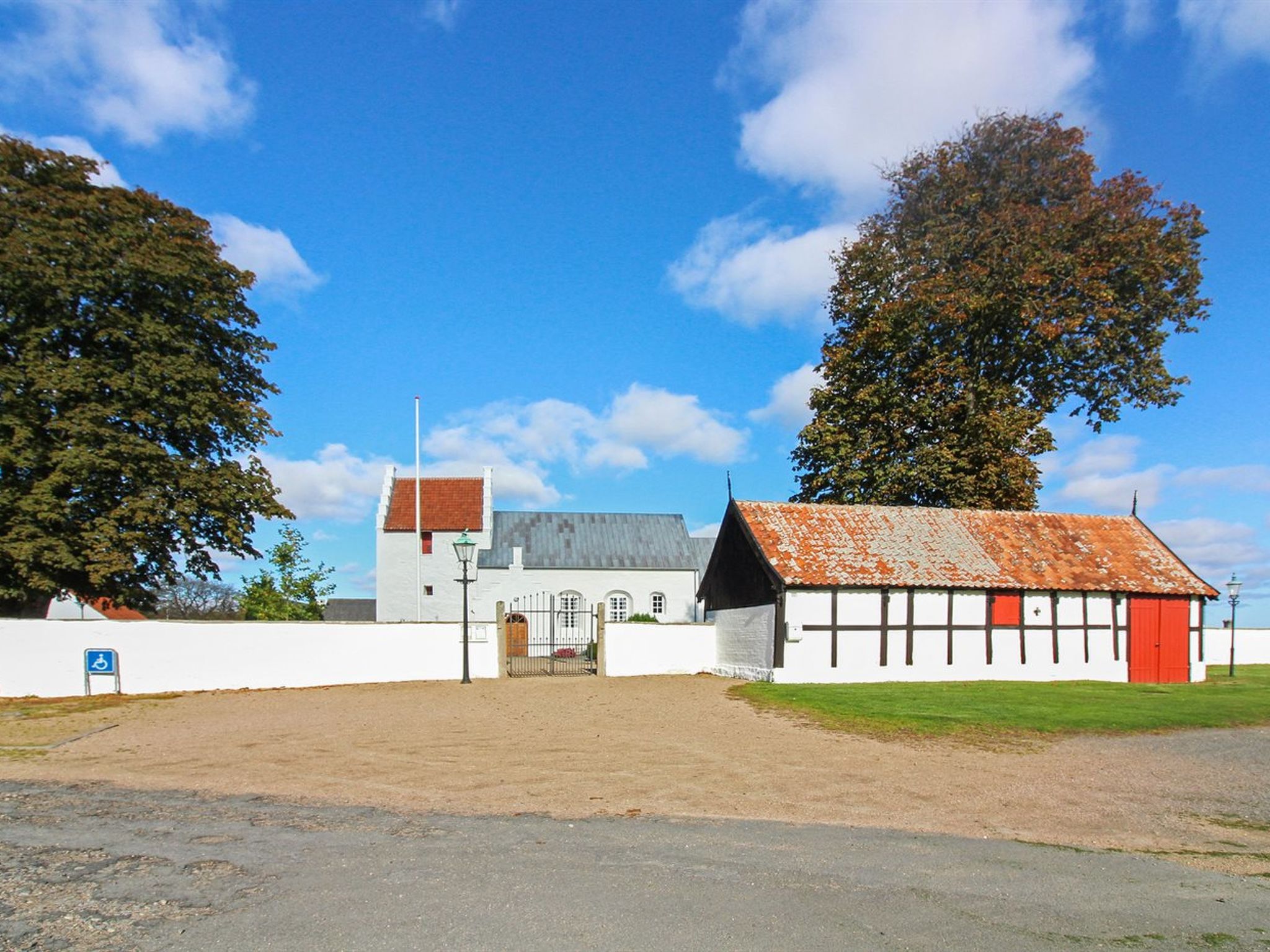 "Lillesol" - 400m from the sea-Buiten