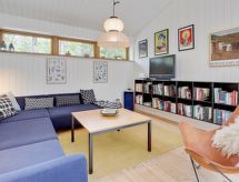Vakantiehuis in Aakirkeby op 800 m van zee met sauna - thumbnail 4