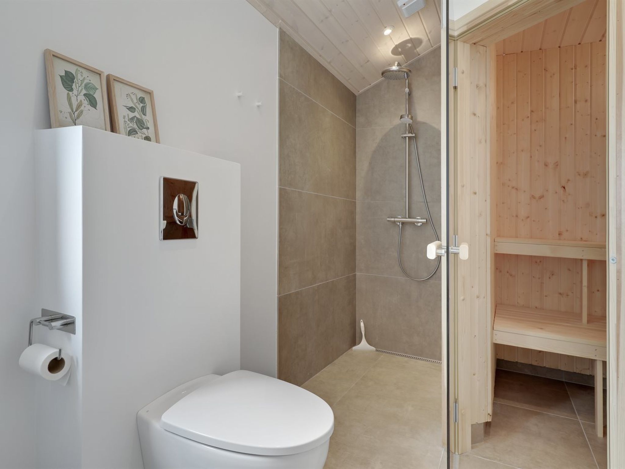 "Oke" - 350m from the sea - Inside