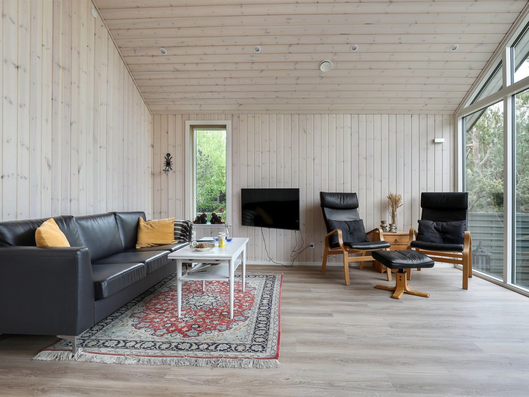 "Hilje" - 350m from the sea - Drinnen