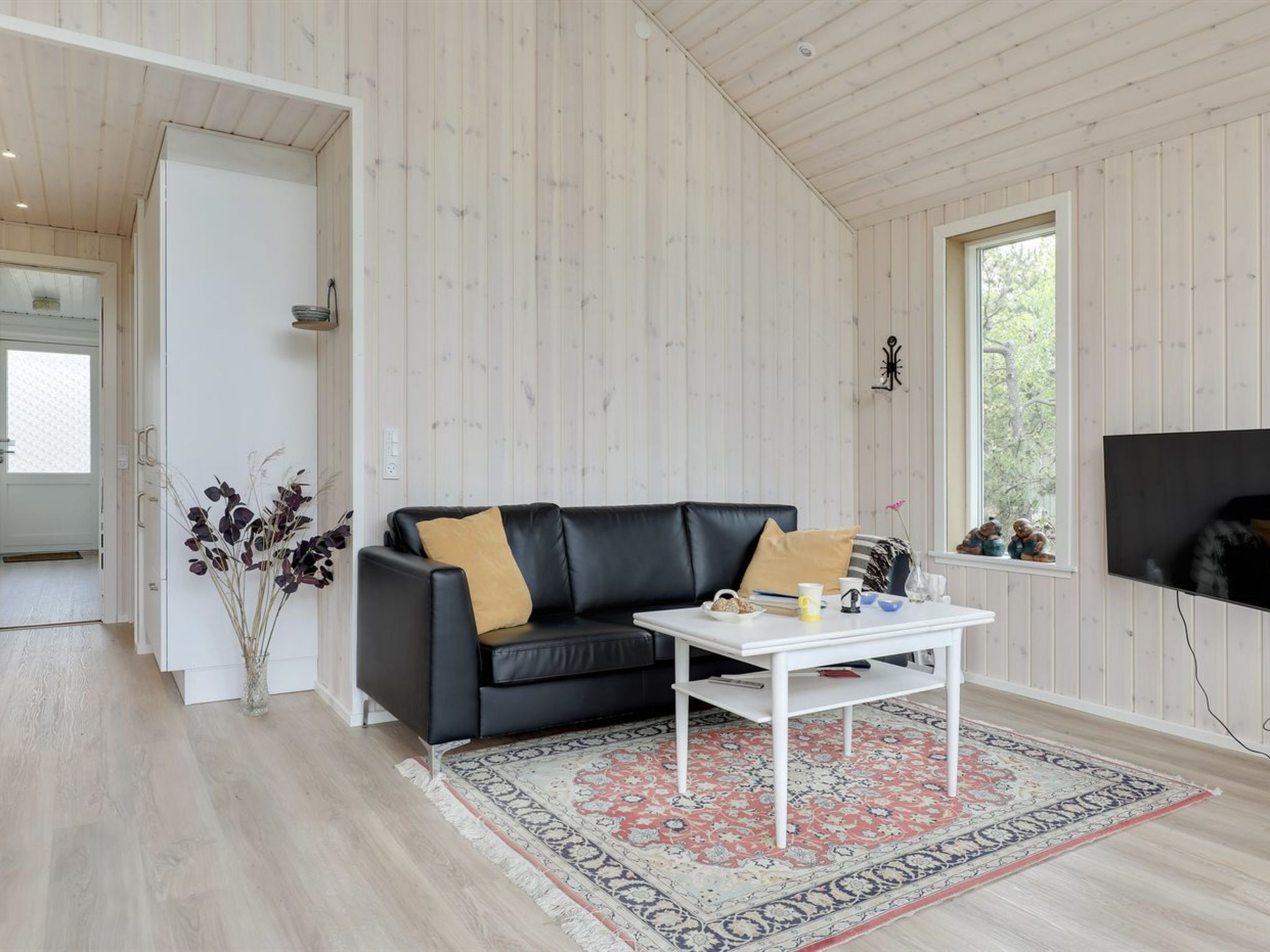 "Hilje" - 350m from the sea - Drinnen