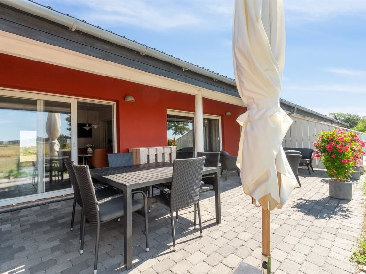 Ruim appartement Cornelia in Aakirkeby voor 6 personen in Aakirkeby