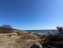 Vakantiehuis met open haard aan zee in Aakirkeby - thumbnail 6
