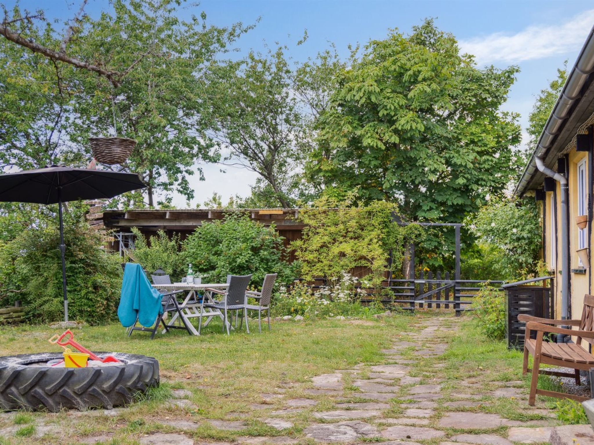 "Hansen" - 5.2km from the sea-Draußen