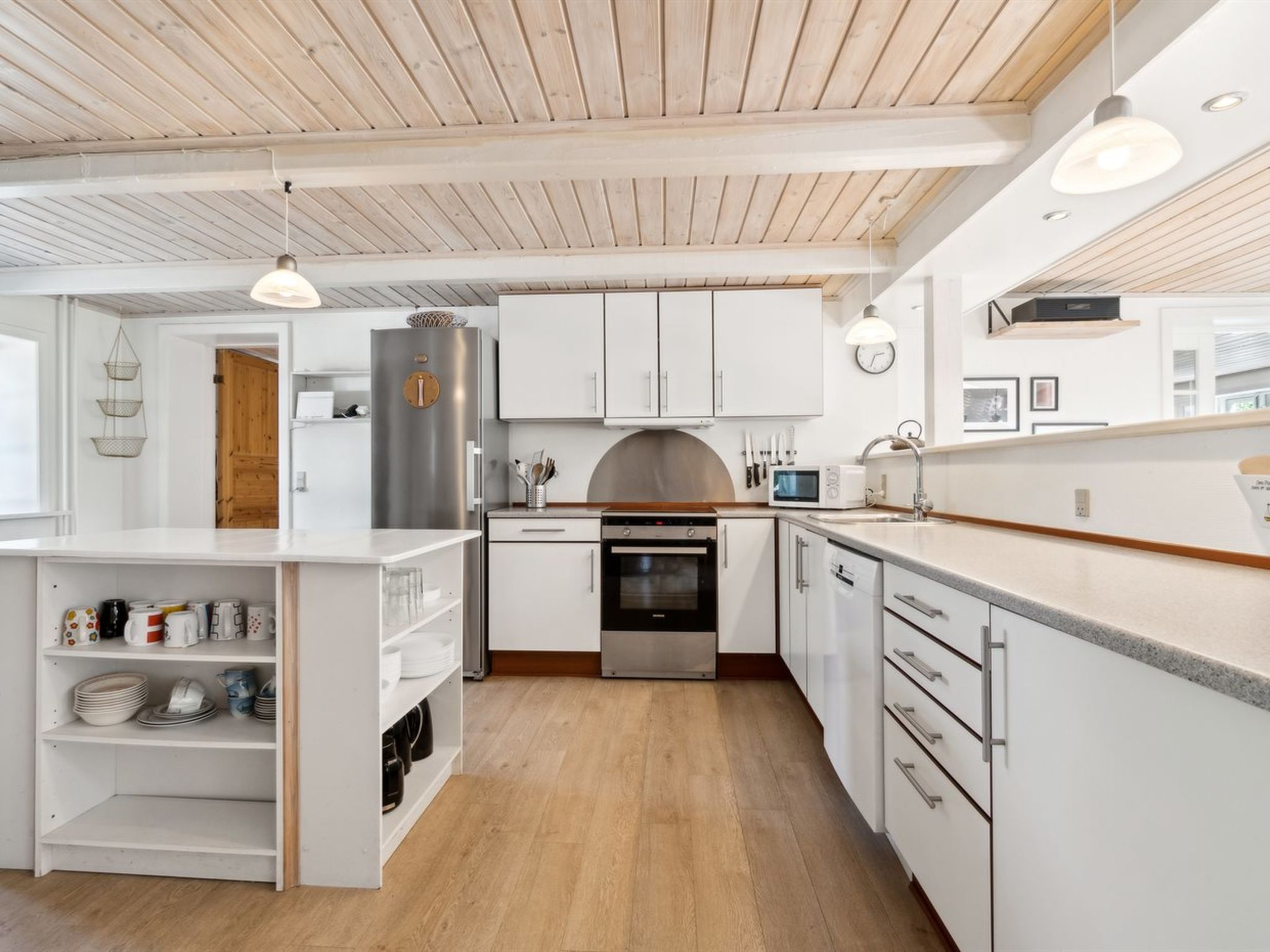 "Ieva" - 3.9km from the sea - Binnen