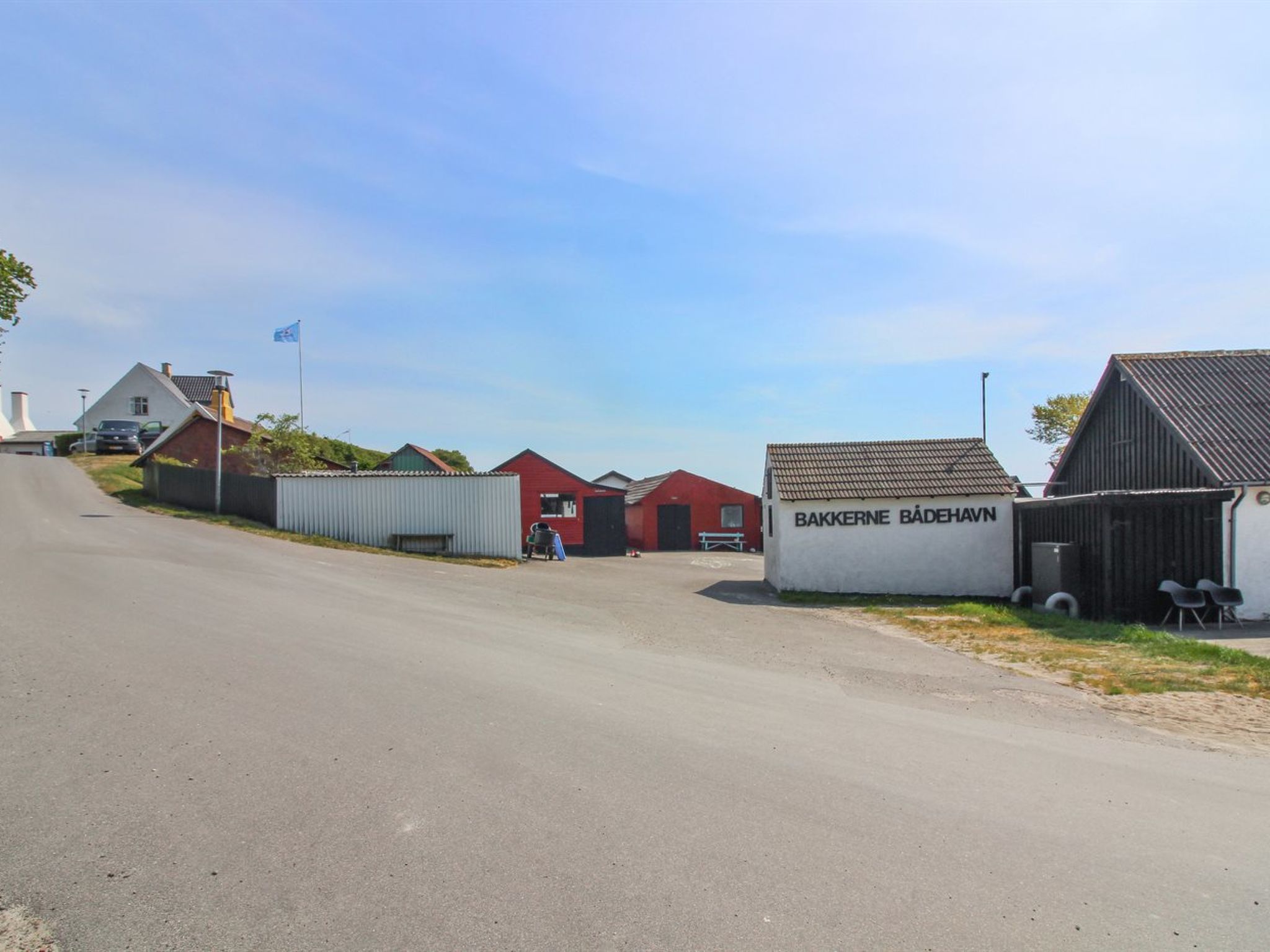 "Tine" - 600m from the sea - Buiten