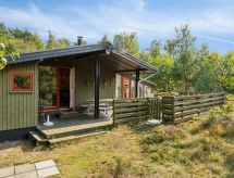Vakantiehuis op 350 m van zee in Aakirkeby met open haard - thumbnail 6