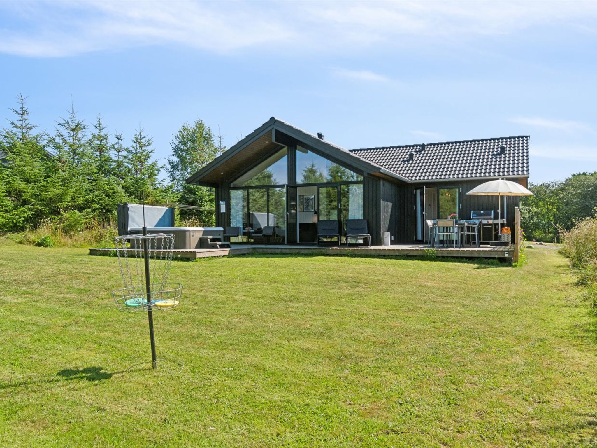 "Kristiarn" - 1.1km from the sea