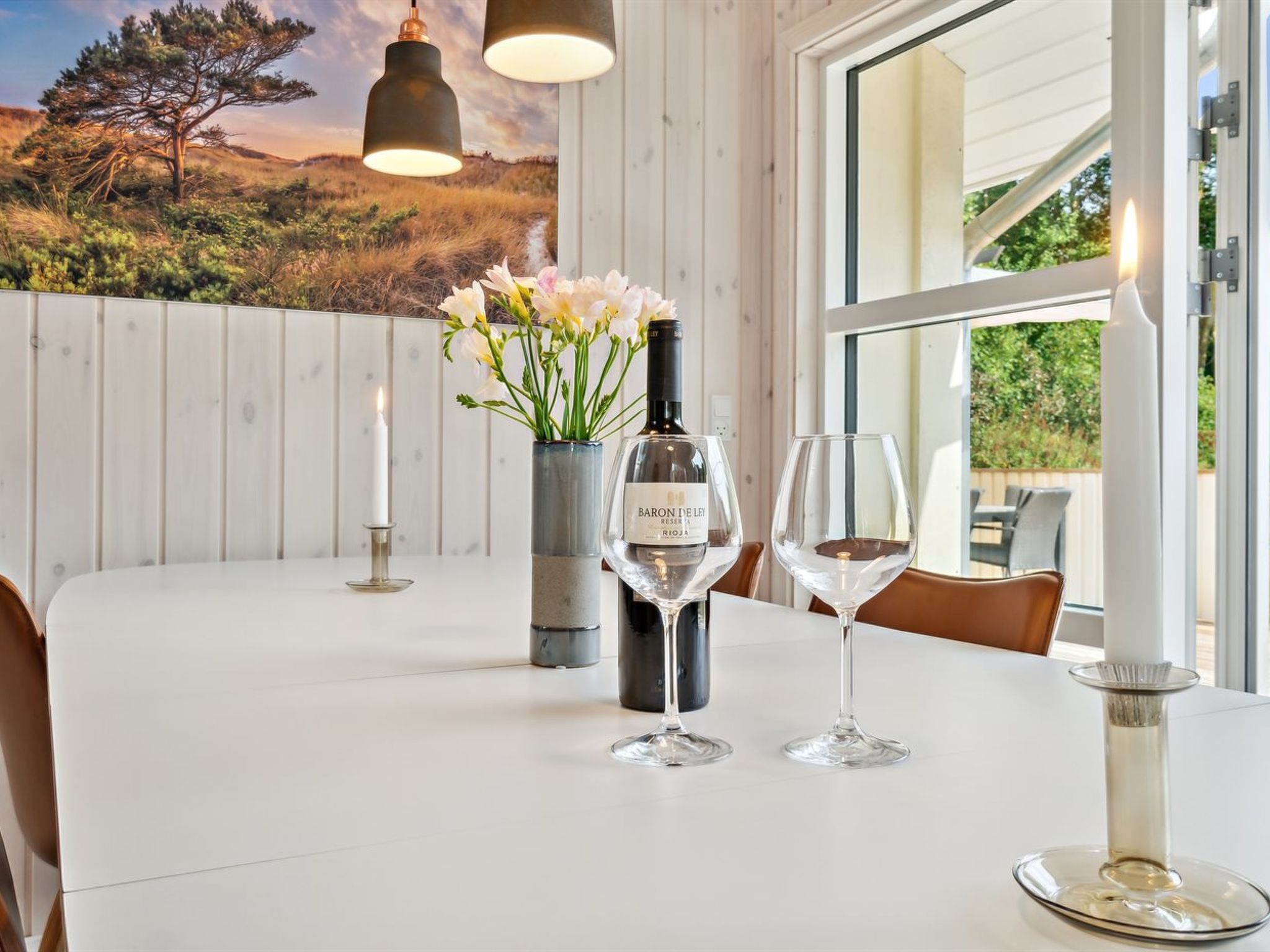 "Vamika" - 300m from the sea - Binnen