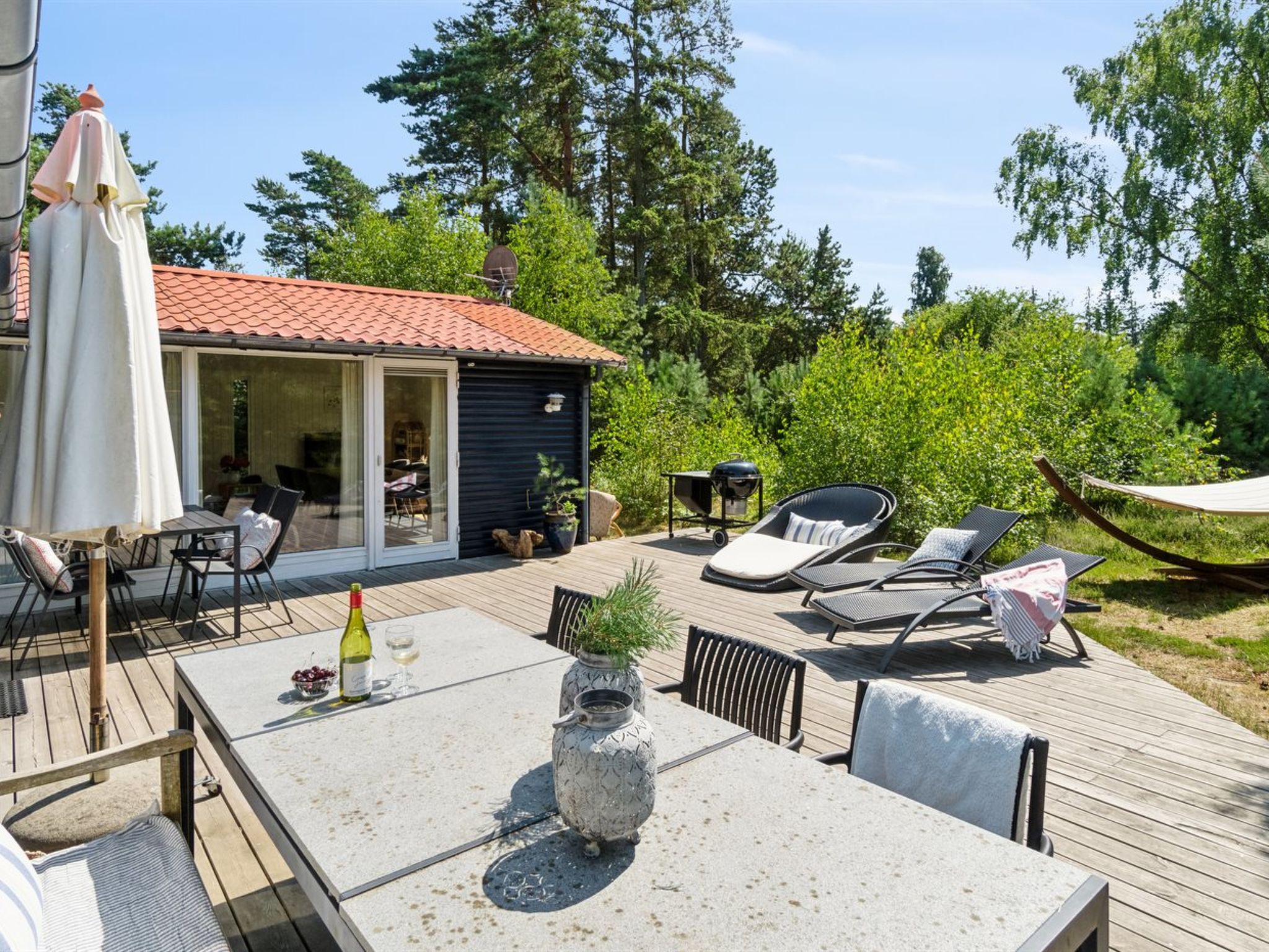 "Sylvie" - 400m from the sea - Buiten