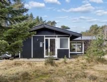 Licht vakantiehuis Ahti op 340 meter van de Oostzeekust bij Aakirkeby - thumbnail 1