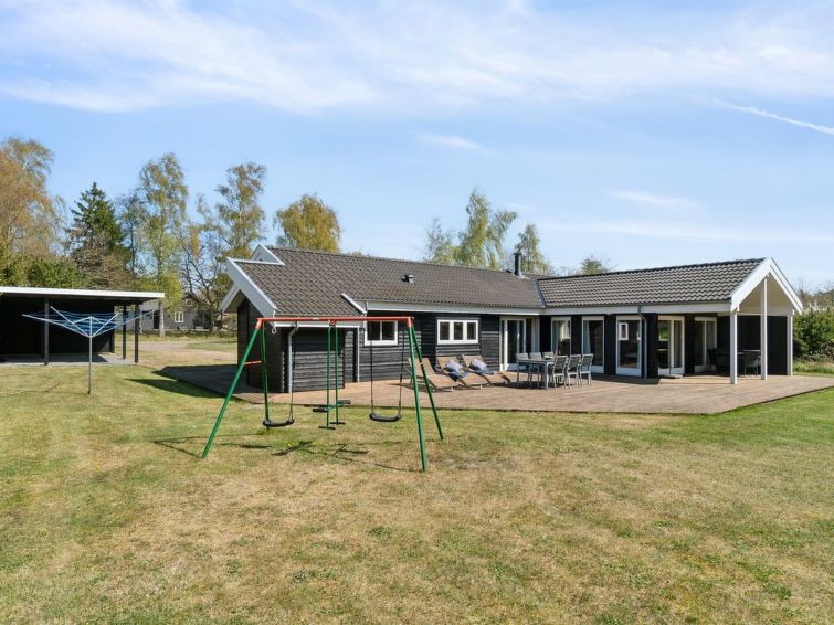 "Edna" - 500m from the sea – Aakirkeby – Ostsee
