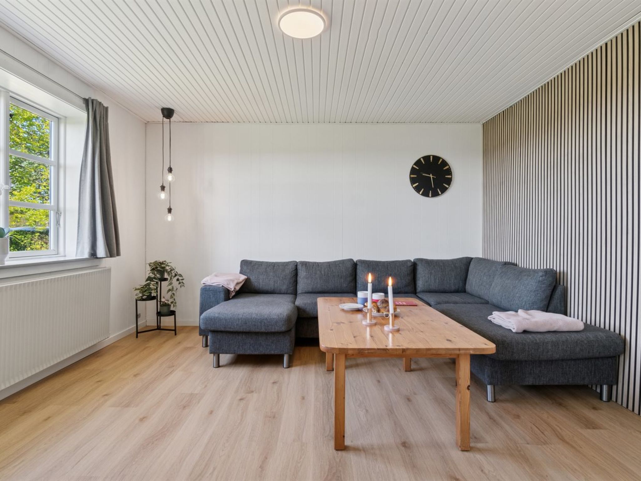 "Agny" - 2.2km from the sea-Inside