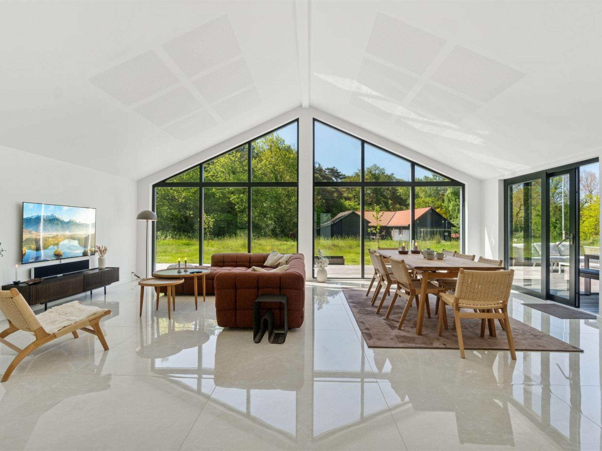 "Tove" - 350m from the sea