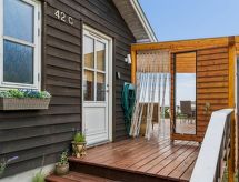 Vakantiehuis aan zee in Aakirkeby met zeezicht en open haard - thumbnail 5