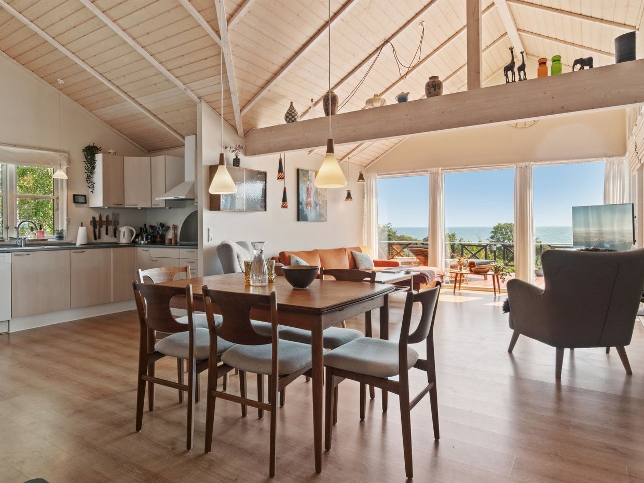 "Mariam" - 100m from the sea - Inside