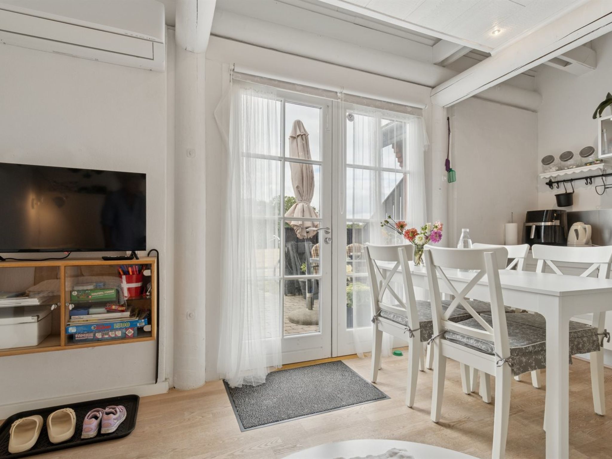 "Ruse" - 6km from the sea-Drinnen