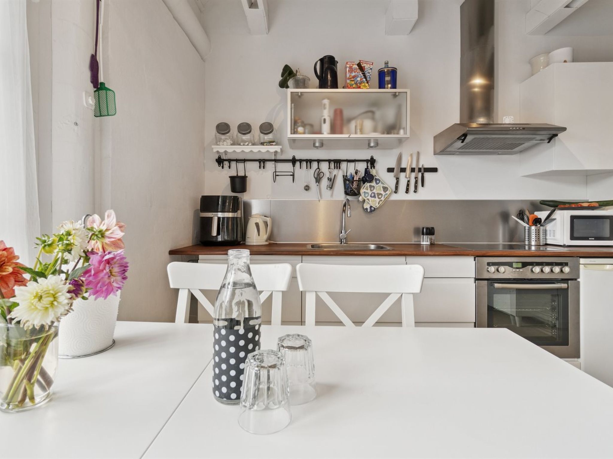 "Ruse" - 6km from the sea-Drinnen