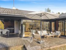 6-persoons vakantiehuis Alvilda aan zee in Aakirkeby - thumbnail 1