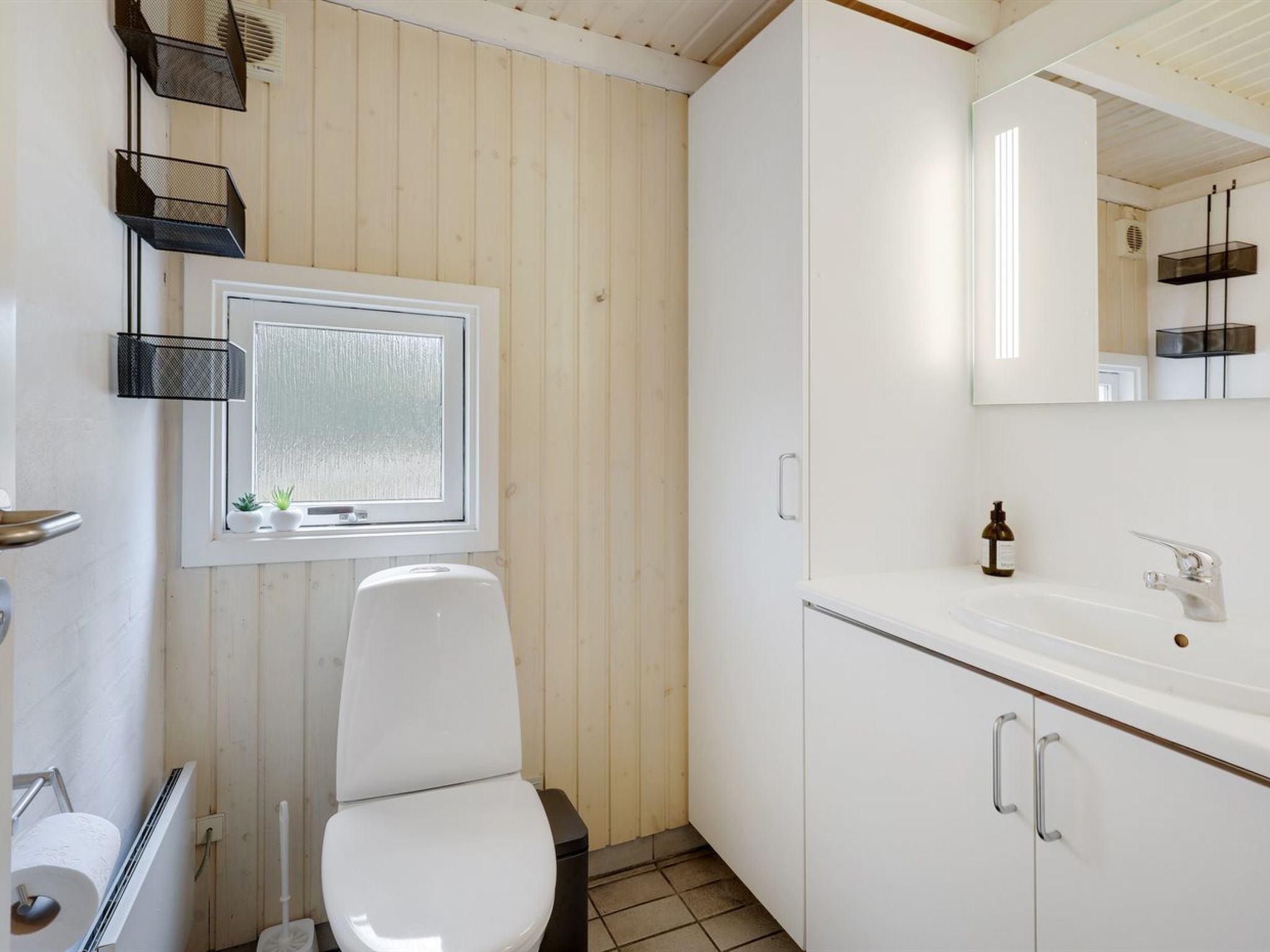 "Dagi" - 300m from the sea - Binnen