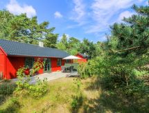Jale: Knusse vakantiewoning op 50 meter van de Oostzee bij Nexø - thumbnail 1
