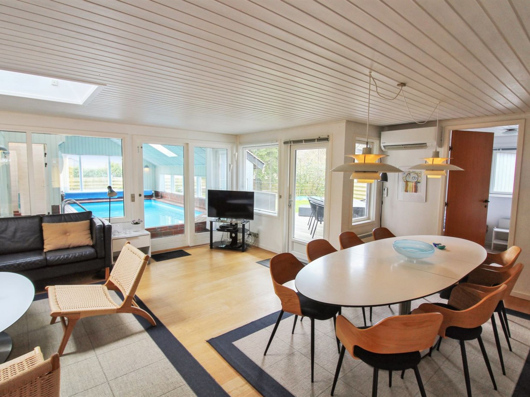 "Elisabeth" - 400m from the sea - Binnen