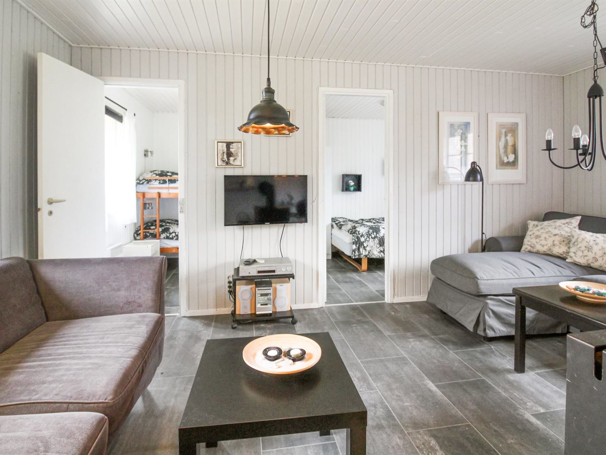 "Loke" - 300m from the sea - Binnen