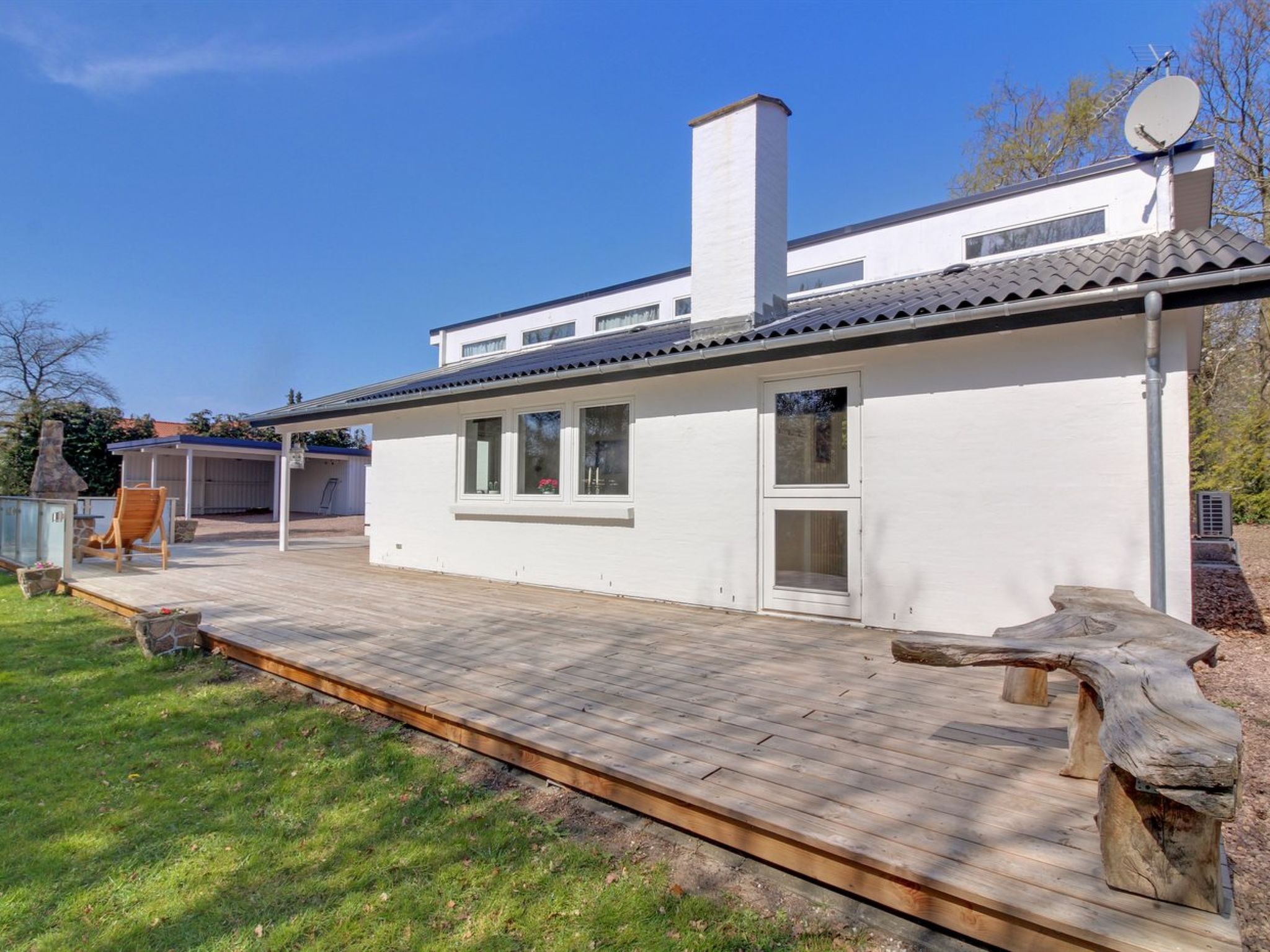 "Antigona" - 250m from the sea