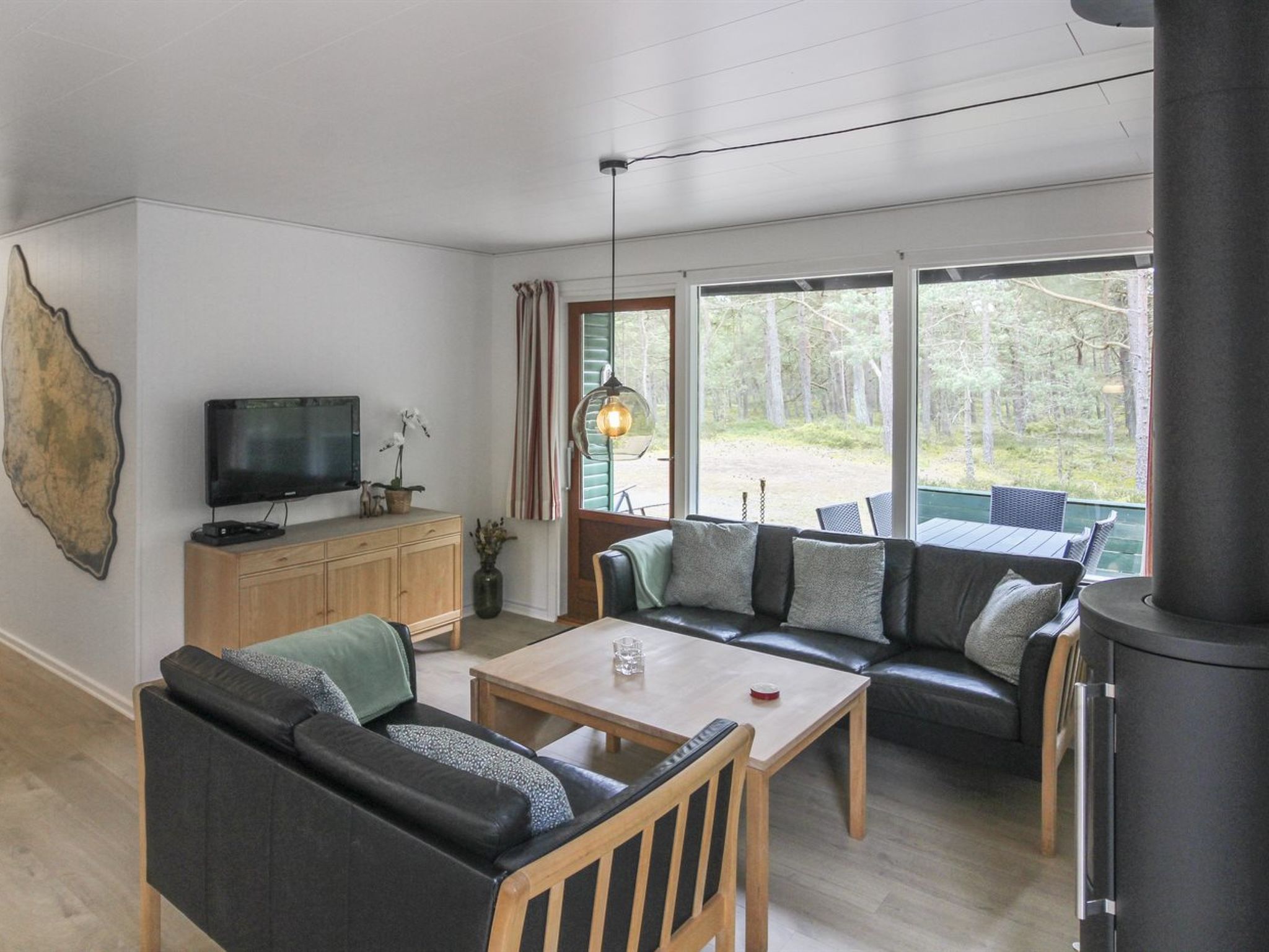 "Michel" - 300m from the sea - Binnen