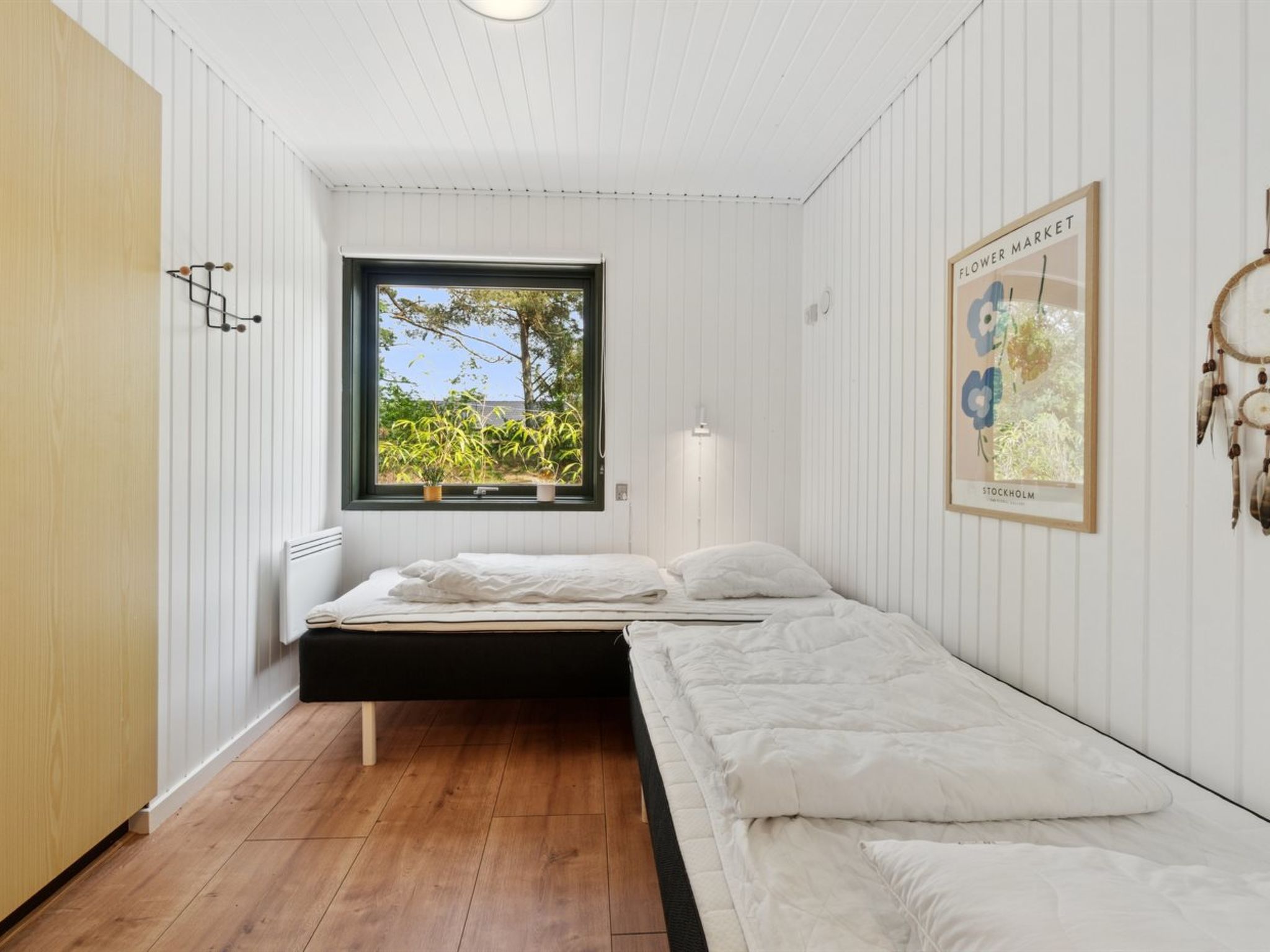 "Ellinor" - 300m from the sea-Binnen