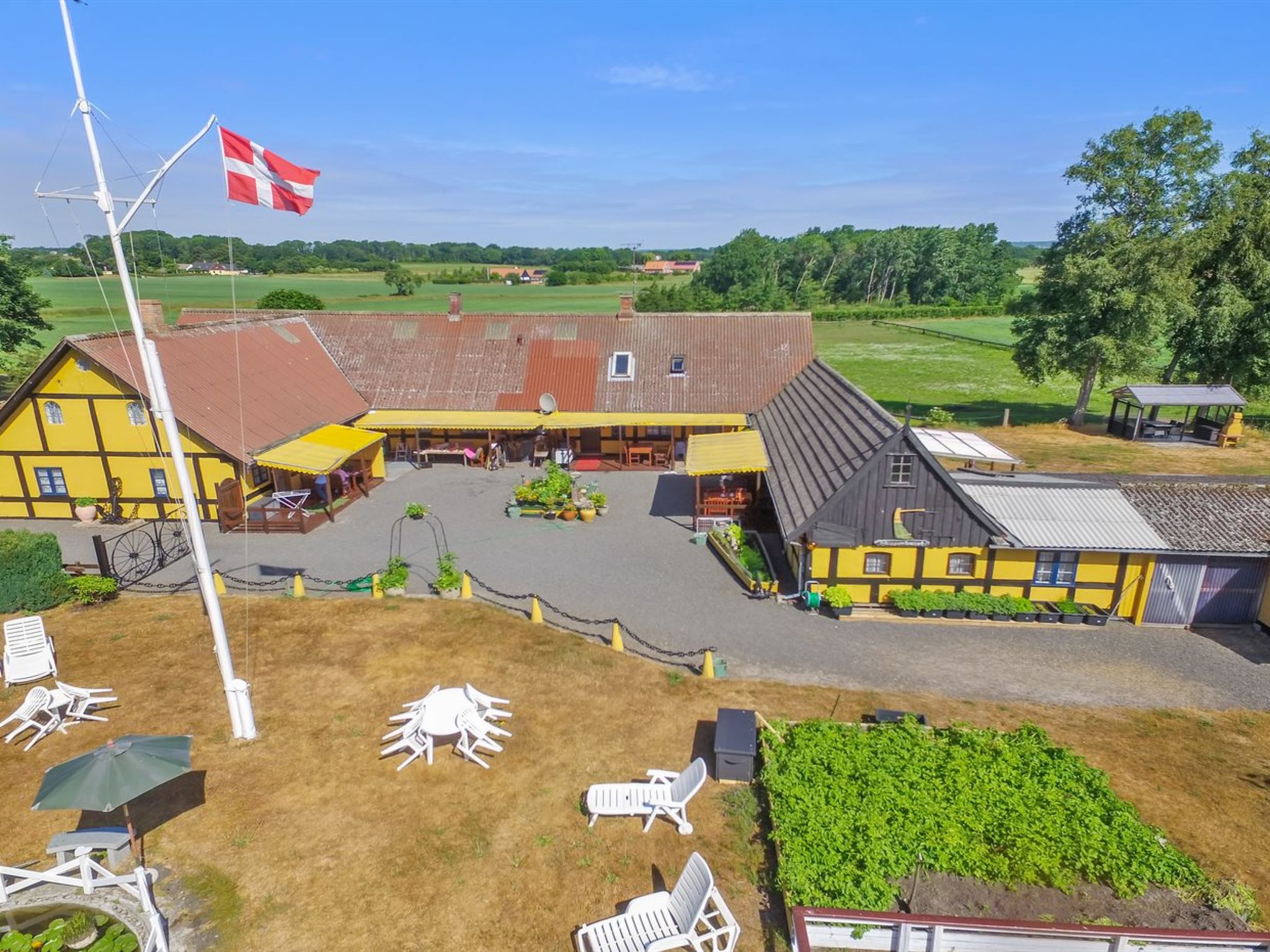 "Syzett" - 250m from the sea-Buiten