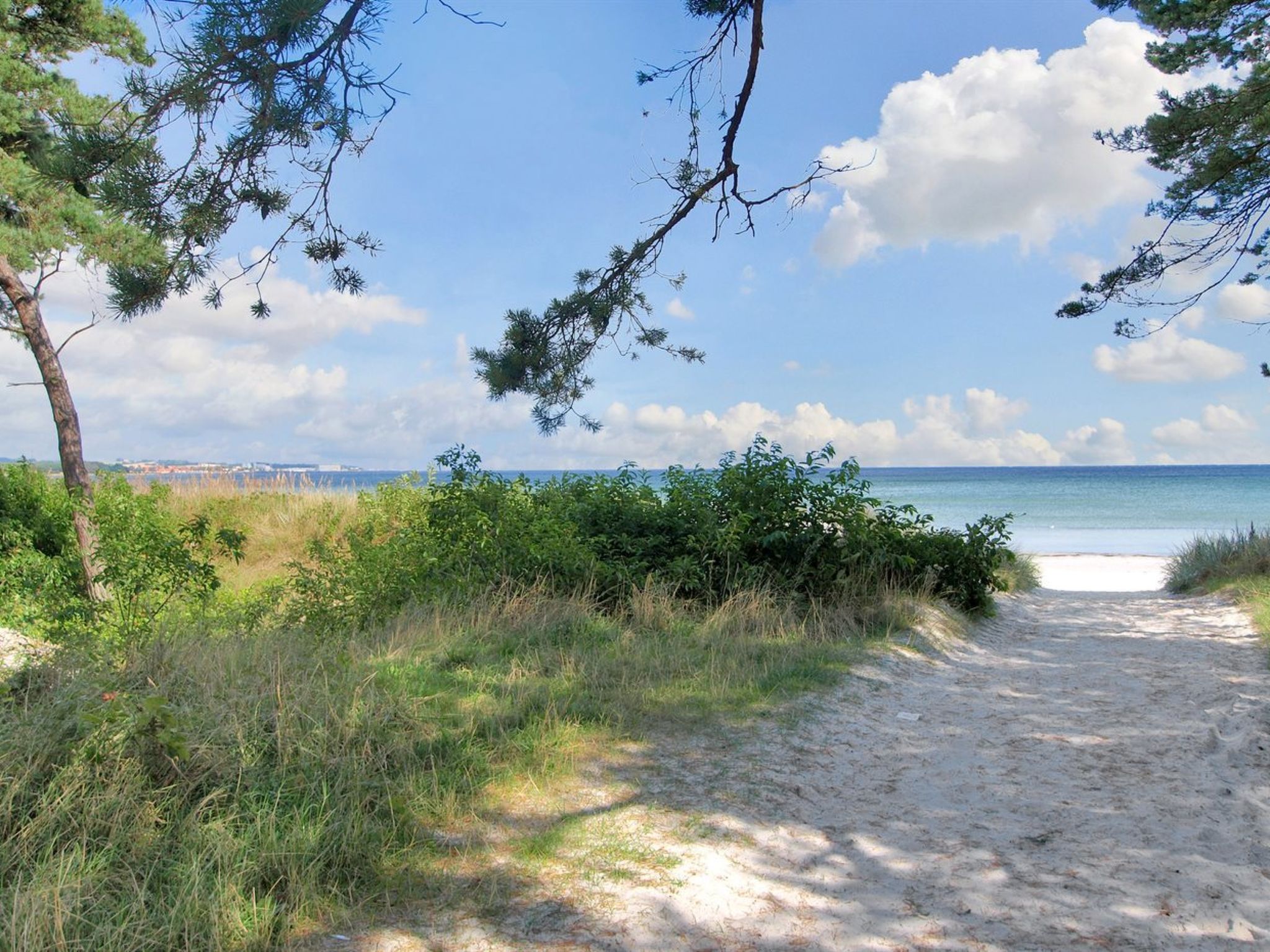 "Elize" - 250m from the sea - Outside