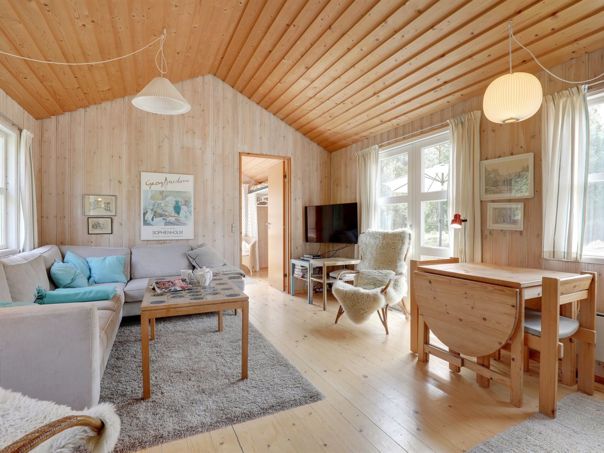 "Læff" - 50m from the sea - Inside