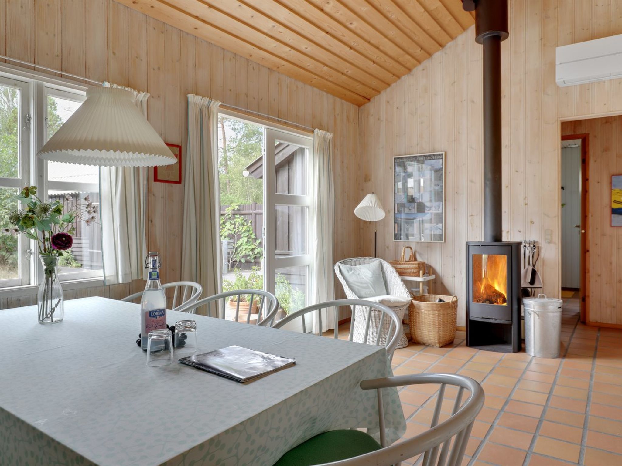 "Læff" - 50m from the sea - Inside