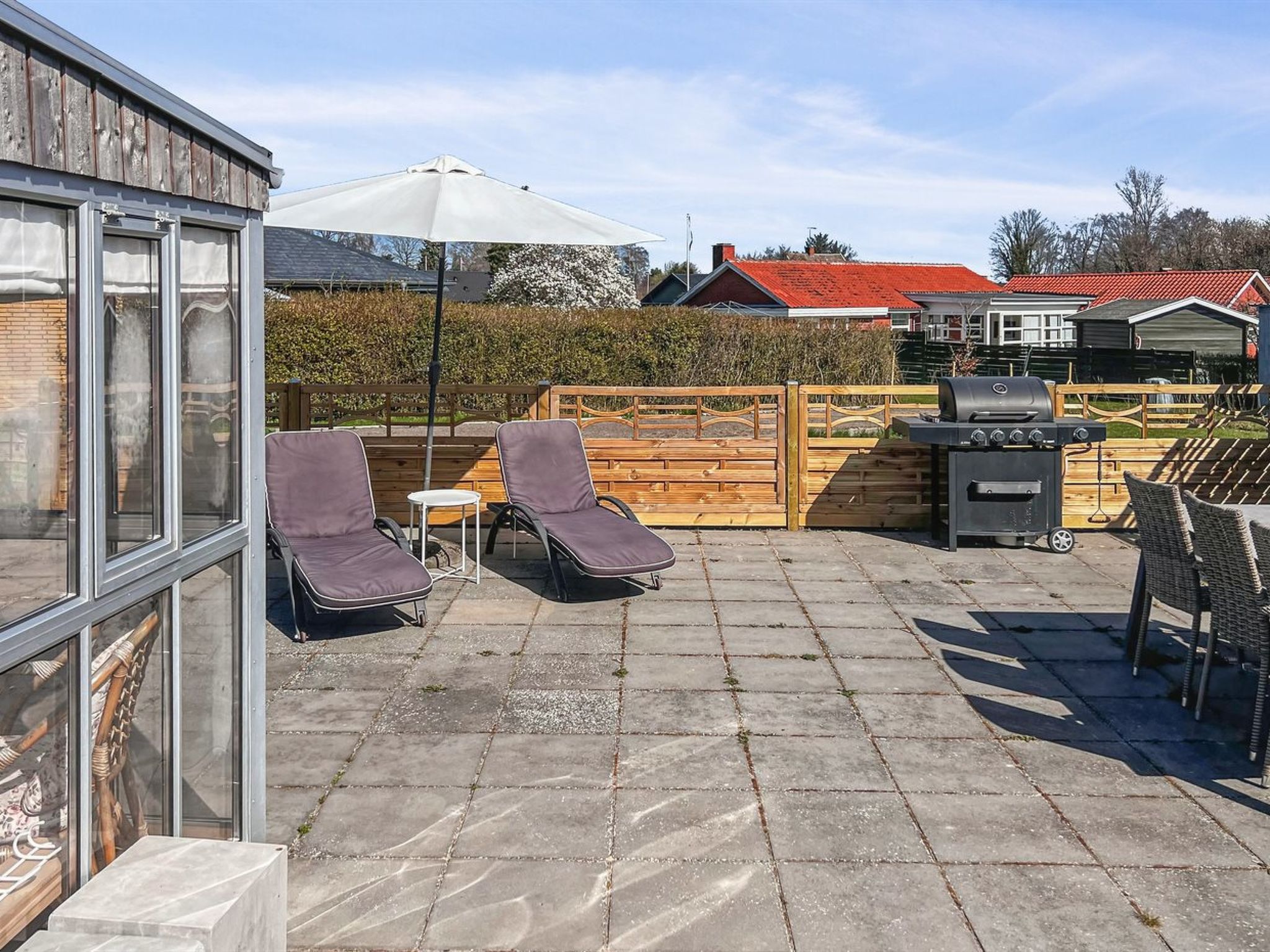 "Erblin" - 250m from the sea-Buiten