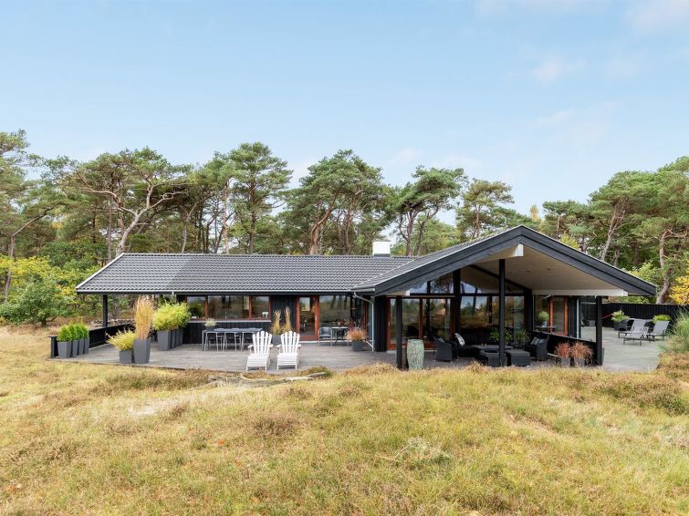 Search and Stay destination Nexø, Denmark from . "Burghar" - 25m from the sea in Bornholm