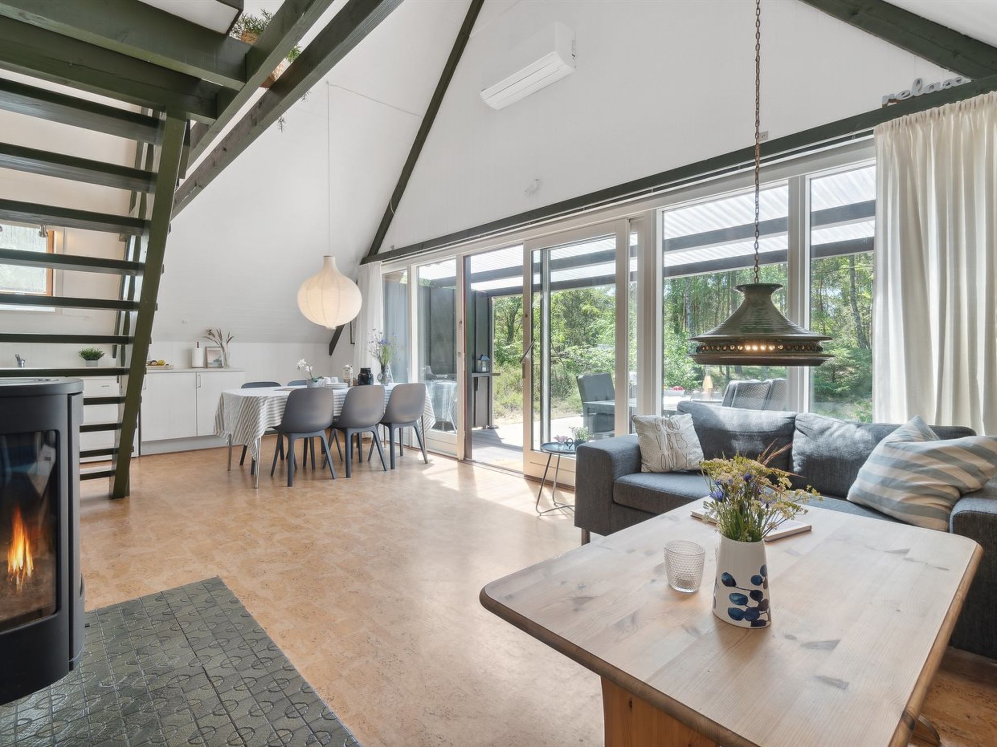 "Olla" - 400m from the sea-Binnen