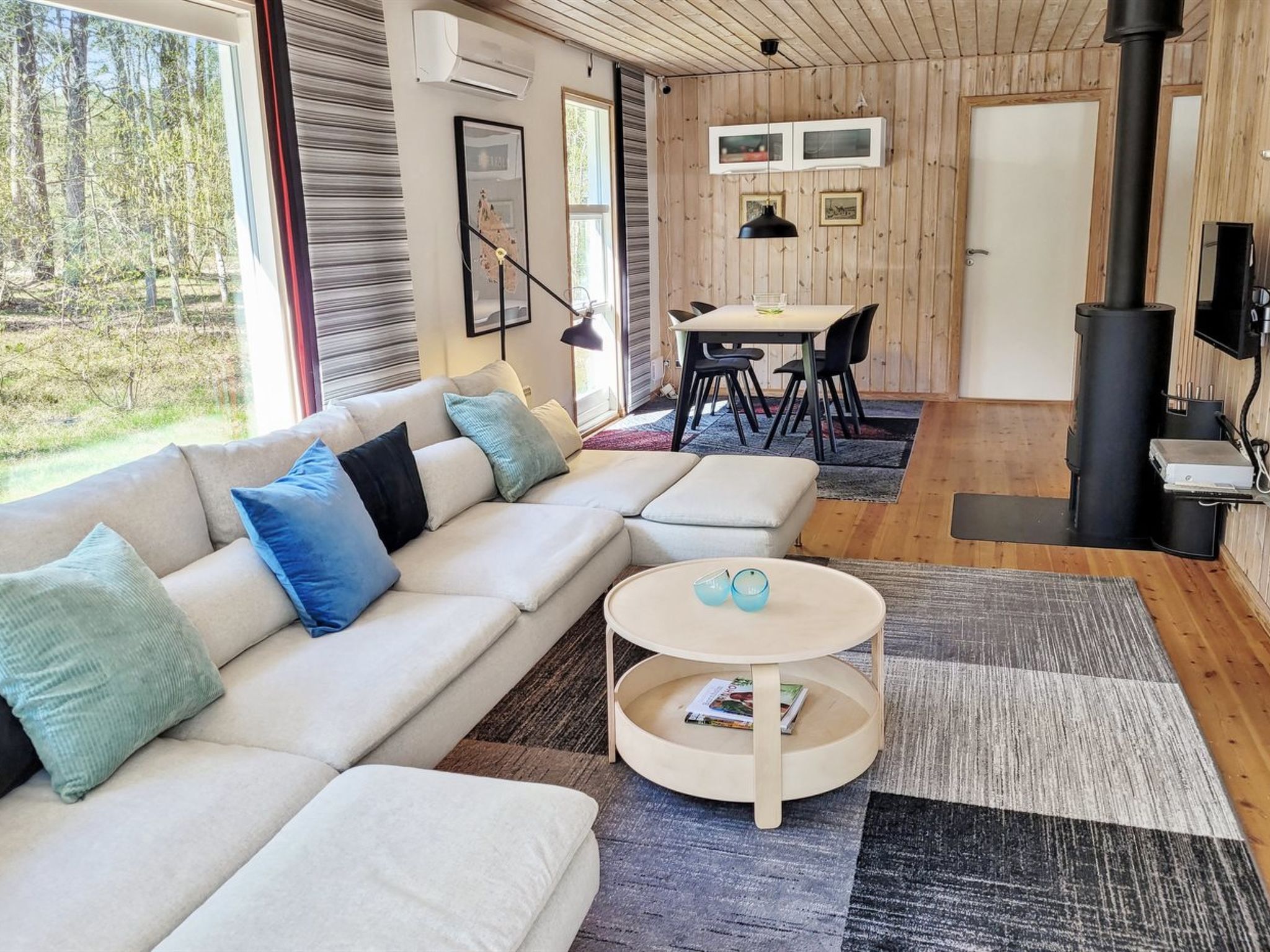 "Eftim" - 600m from the sea - Inside