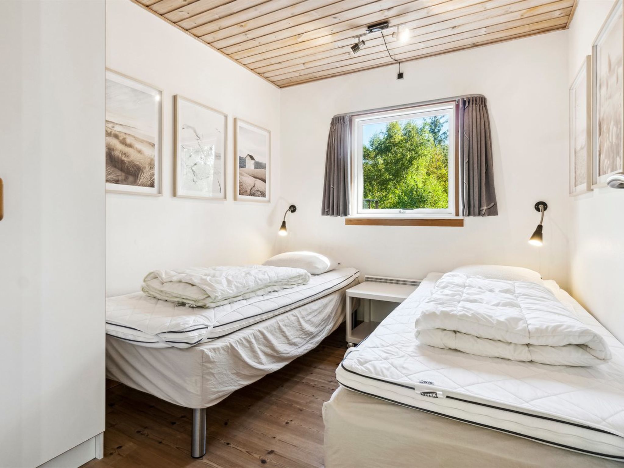 "Eftim" - 600m from the sea - Inside