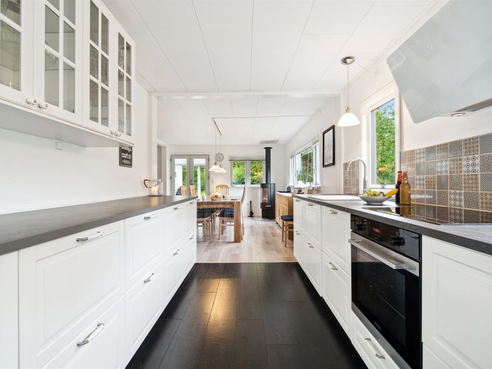 "Kirsi" - 200m from the sea - Inside
