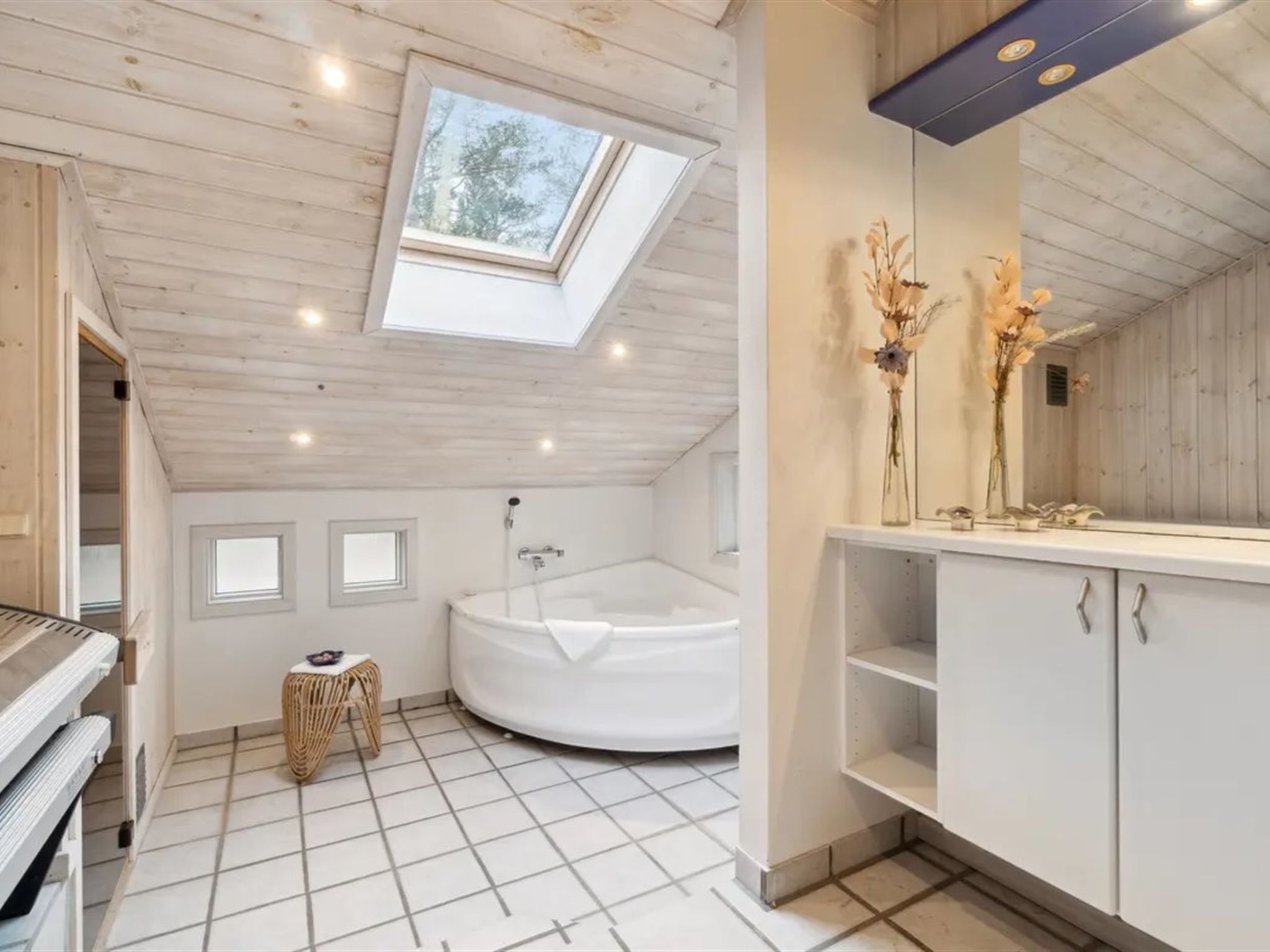 "Micaela" - 450m from the sea - Binnen