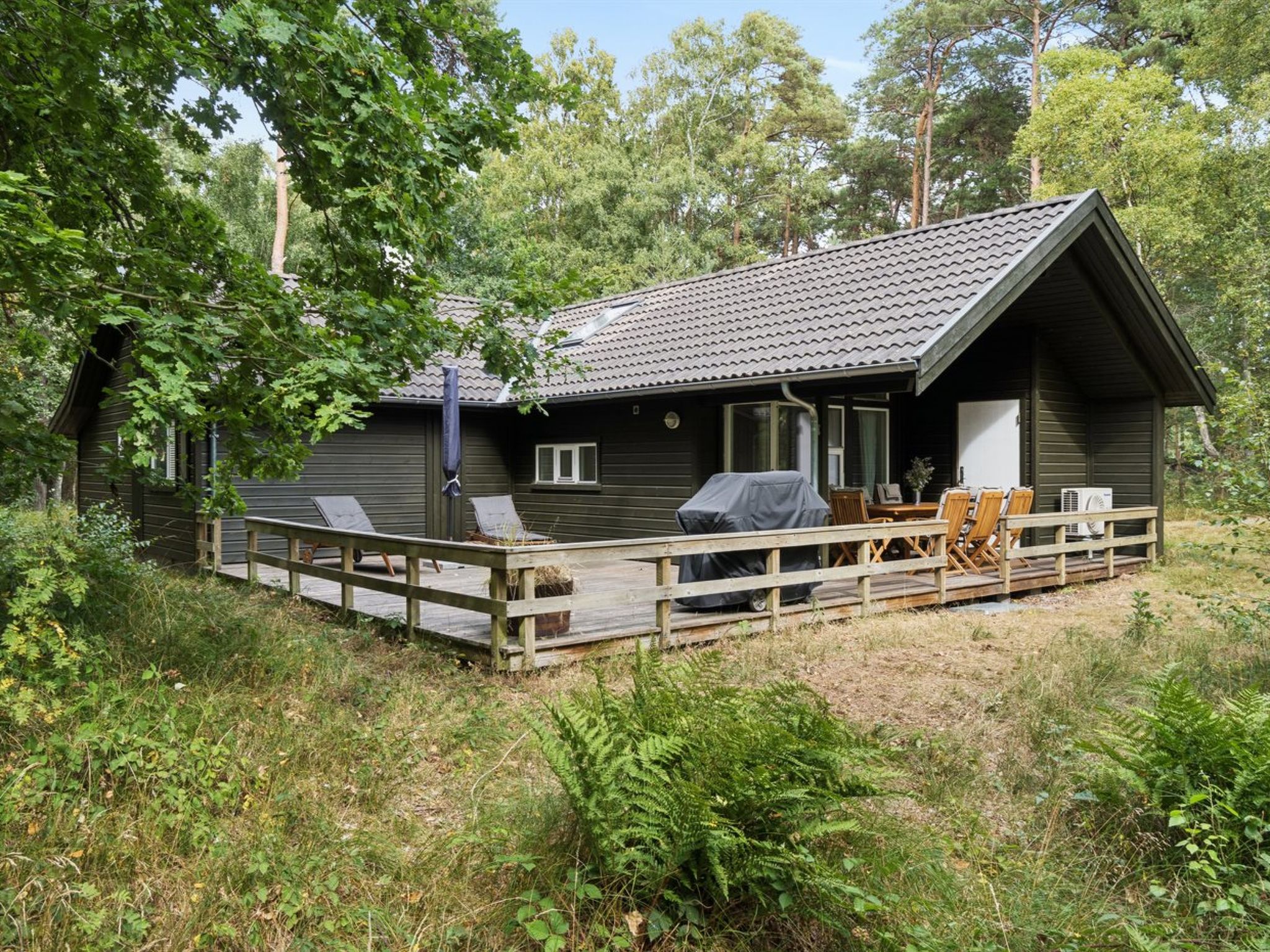 "Ellynor" - 600m from the sea